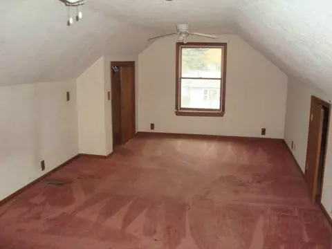 550 Newell, Jackson, MI 49202 photo 5