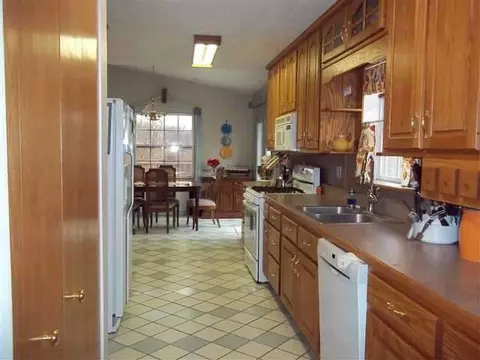 330 Teft, Spring Arbor, MI 49283 photo 1