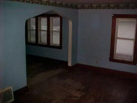 335 E South, Jackson, MI 49203 photo 9