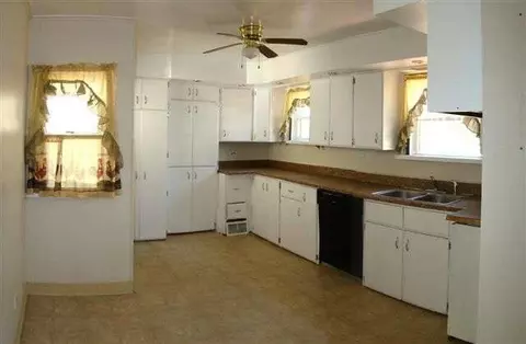 1124 Mound, Jackson, MI 49203 photo 6