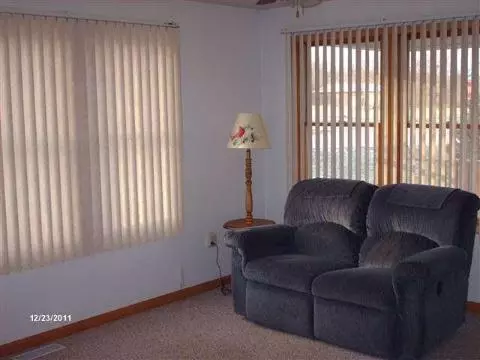 4329 Lansing, Jackson, MI 49201 photo 4