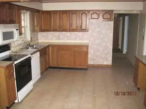 3211 Luetta, Jackson, MI 49201 photo 4