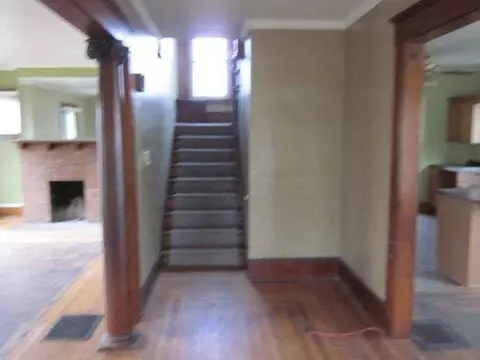 402 Edgewood, Jackson, MI 49201 photo 1
