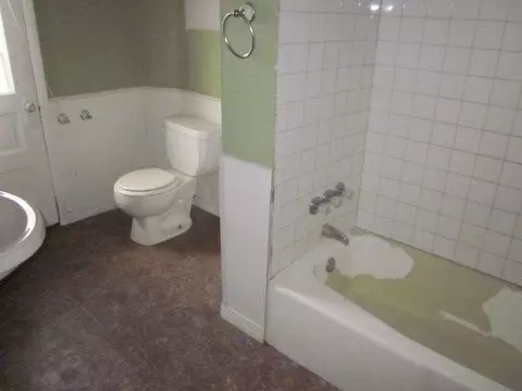402 Edgewood, Jackson, MI 49201 photo 7