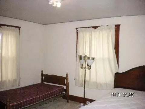 1112 First, Jackson, MI 49202 photo 7