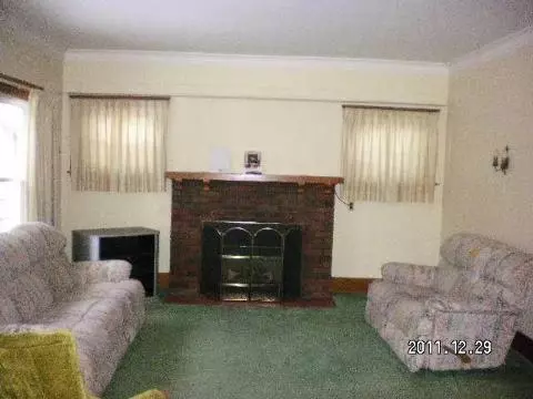 1112 First, Jackson, MI 49202 photo 2