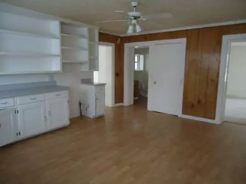 9347 E Michigan, Jackson, MI 49201 photo 4