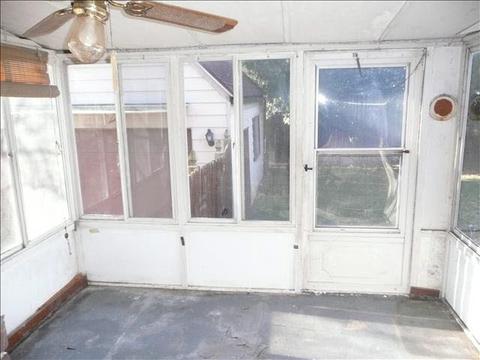 215 Maple, Monroe, MI 48162 photo 5