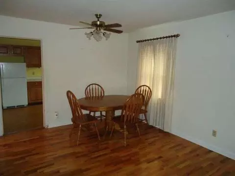 711 S Bowen, Jackson, MI 49203 photo 4