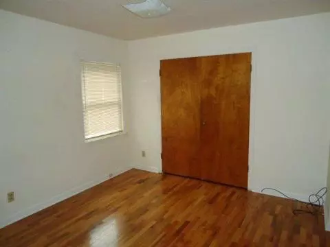 711 S Bowen, Jackson, MI 49203 photo 9