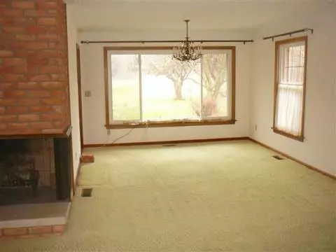 5715 Lansing, Jackson, MI 49201 photo 5