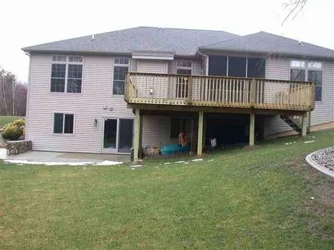 855 Hinckley, Jackson, MI 49203 photo 1