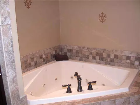 855 Hinckley, Jackson, MI 49203 photo 6