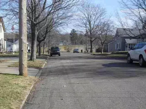 124 Arnold, Jackson, MI 49202 photo 14