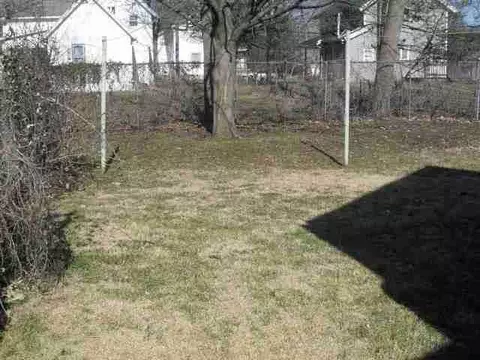 124 Arnold, Jackson, MI 49202 photo 13