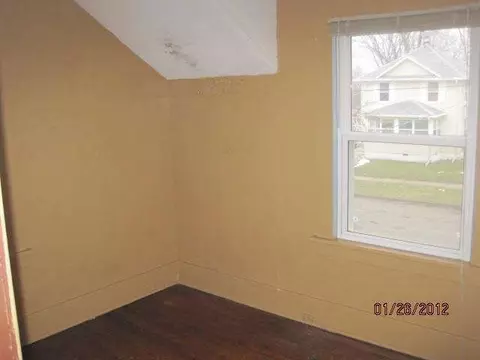 262 Douglas, Jackson, MI 49203 photo 7