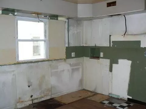 1000 Williams, Jackson, MI 49203 photo 5