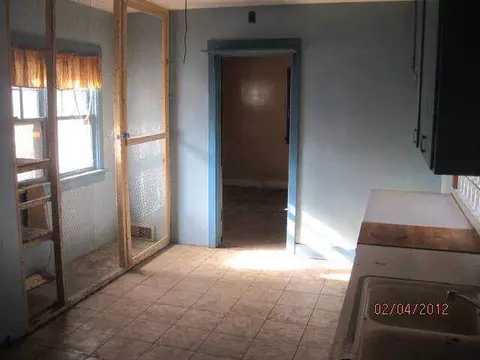 112 E Golf, Jackson, MI 49203 photo 2