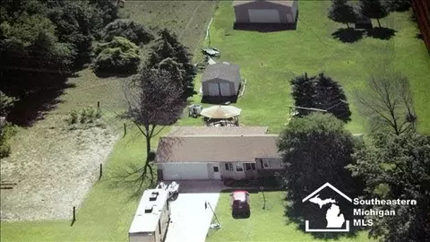 2388 Ida-maybee, Monroe, MI 48162 photo 1