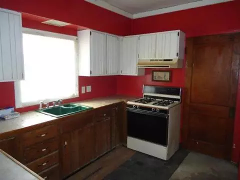 210 W High, Jackson, MI 49203 photo 5