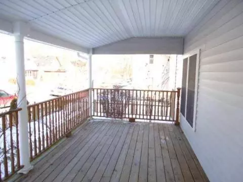 117 Stanley, Jackson, MI 49203 photo 2