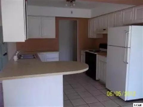 1155 Sutton, Adrian, MI 49221 photo 2