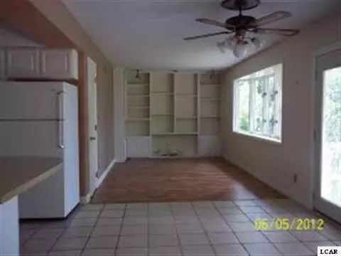 1155 Sutton, Adrian, MI 49221 photo 3