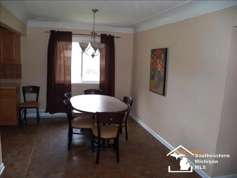1042 Mapleway, Temperance, MI 48182 photo 4
