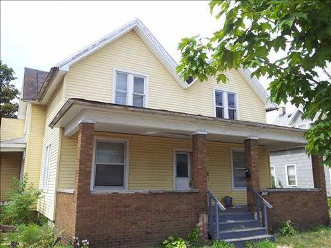 1008 E First, Monroe, MI 48161 photo 1