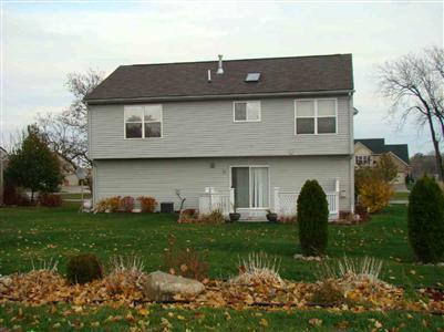 1503 Tulane Cir, Flint, MI 48503 photo 3