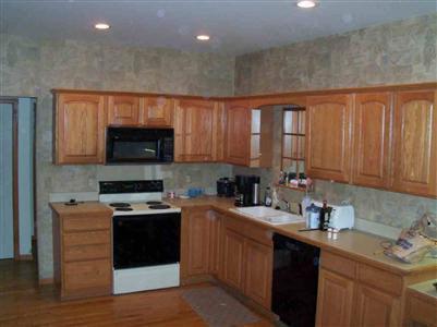 8464 Jaclyn Ann Dr, Flushing, MI 48433 photo 2
