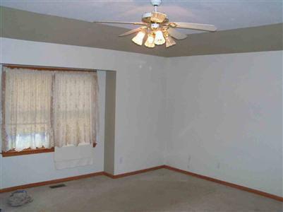 8464 Jaclyn Ann Dr, Flushing, MI 48433 photo 4