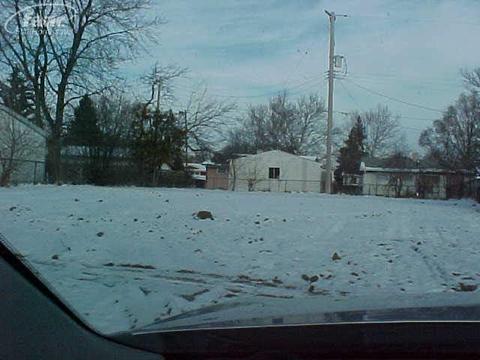 6642 Daryll Dr, Flint, MI 48505 photo 1