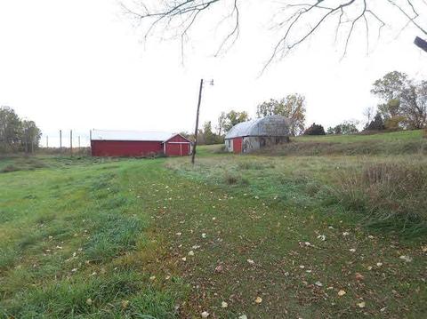 2460 W Garrison Rd, Owosso, MI 48867 photo 3