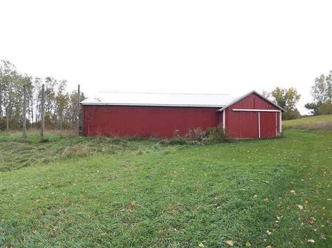 2460 W Garrison Rd, Owosso, MI 48867 photo 2