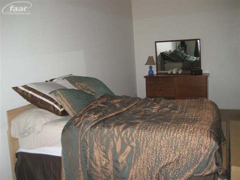 104 E Main St, Flushing, MI 48433 photo 6