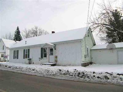 624 Walker St, Mount Morris, MI 48458 photo 1
