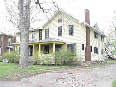 717 Oak St, Flint, MI 48503 photo 1