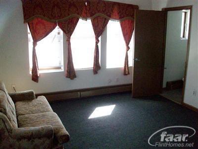 214 E Paterson St, Flint, MI 48505 photo 10