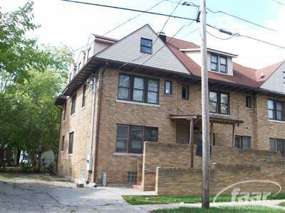 214 E Paterson St, Flint, MI 48505 photo 2
