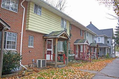118 N Beech St, Flushing, MI 48433 photo 2