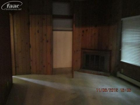 415 Coutant St, Flushing, MI 48433 photo 6