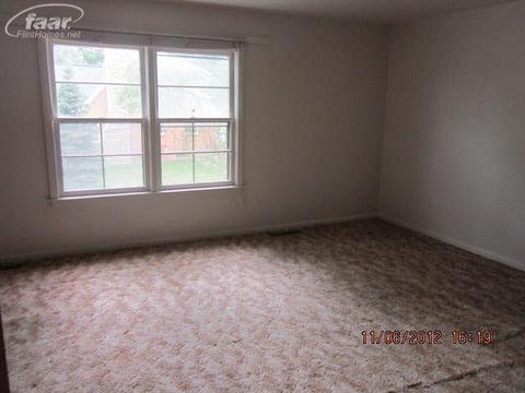 415 Coutant St, Flushing, MI 48433 photo 13