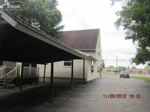 415 Coutant St, Flushing, MI 48433 photo 4