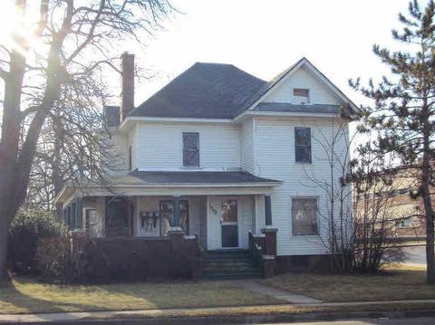 1040 E Mount Morris St, Mount Morris, MI 48458 photo 1