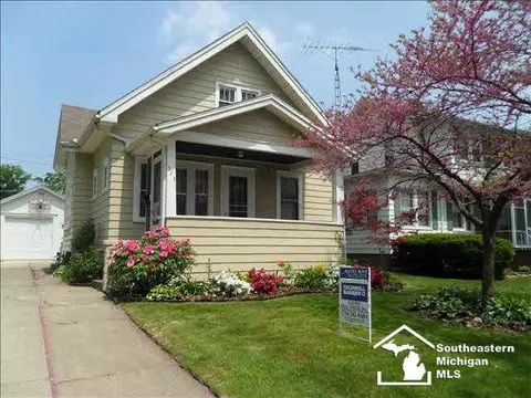 523 E Sixth, Monroe, MI 48161 photo 1