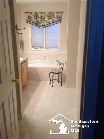 14404 Canterbury, Monroe, MI 48161 photo 9