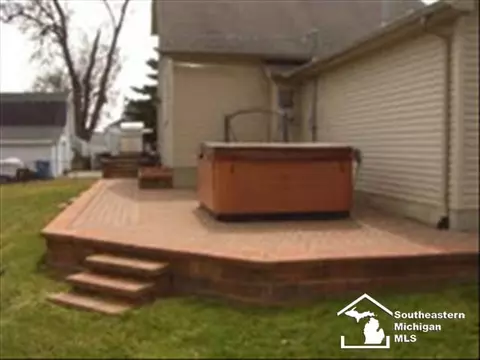 3283 Tenth, Monroe, MI 48162 photo 5