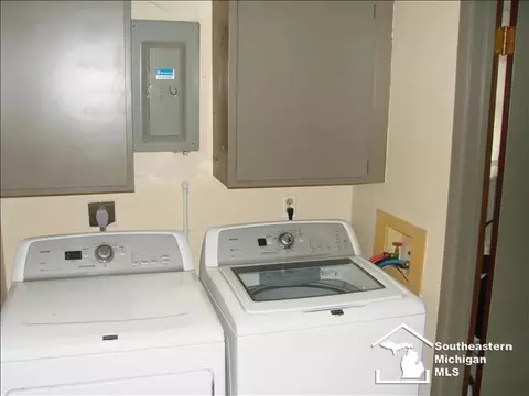 312 Armitage, Monroe, MI 48162 photo 9