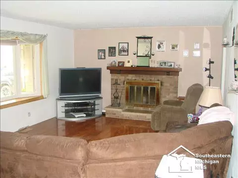 312 Armitage, Monroe, MI 48162 photo 2